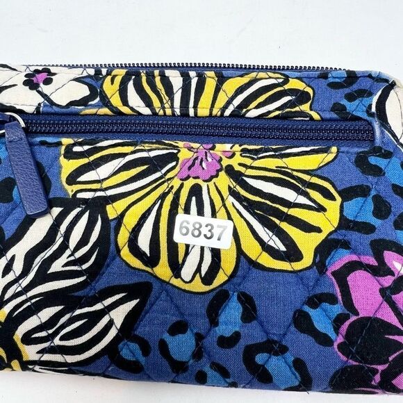 Vera Bradley Turnlock Wallet Womens OS African Violet Floral Quilted - Picture 8 of 8